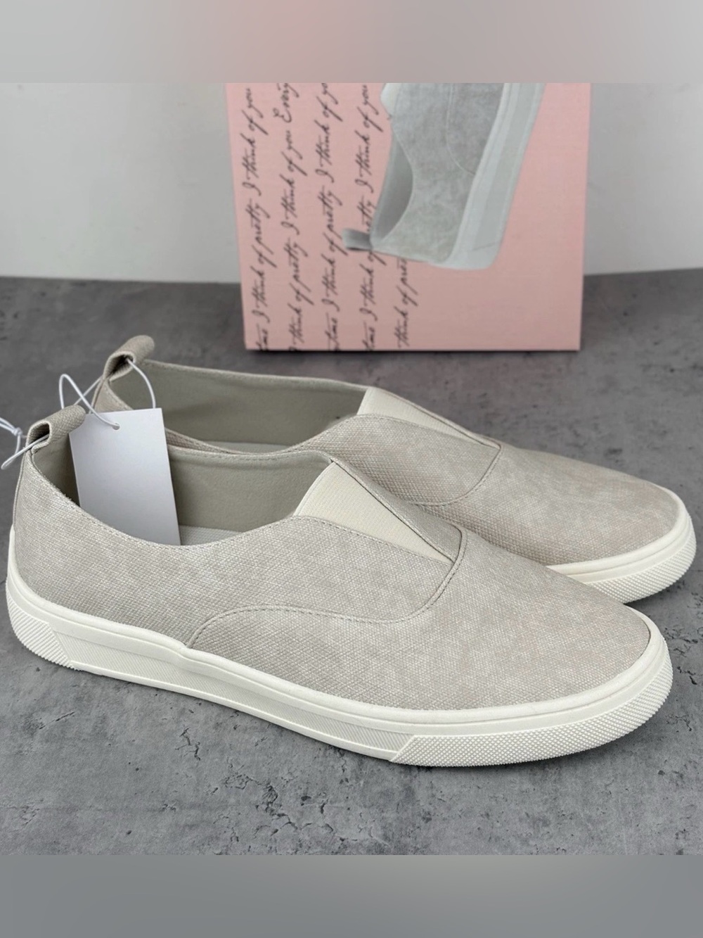 NEW Kensie Women's Salia Slip-On Shoes Beige Size 10 New In Box